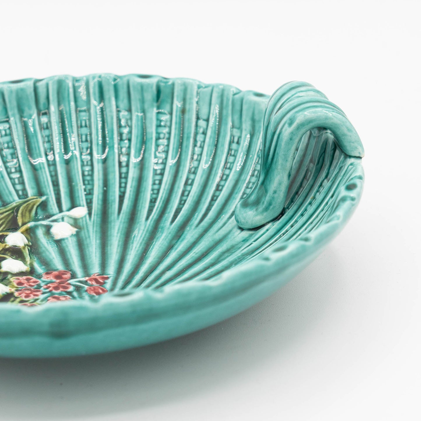 Antique Art Nouveau Green Majolica Bowl - SMF Schramberg - 1920s - The Vintage Tales