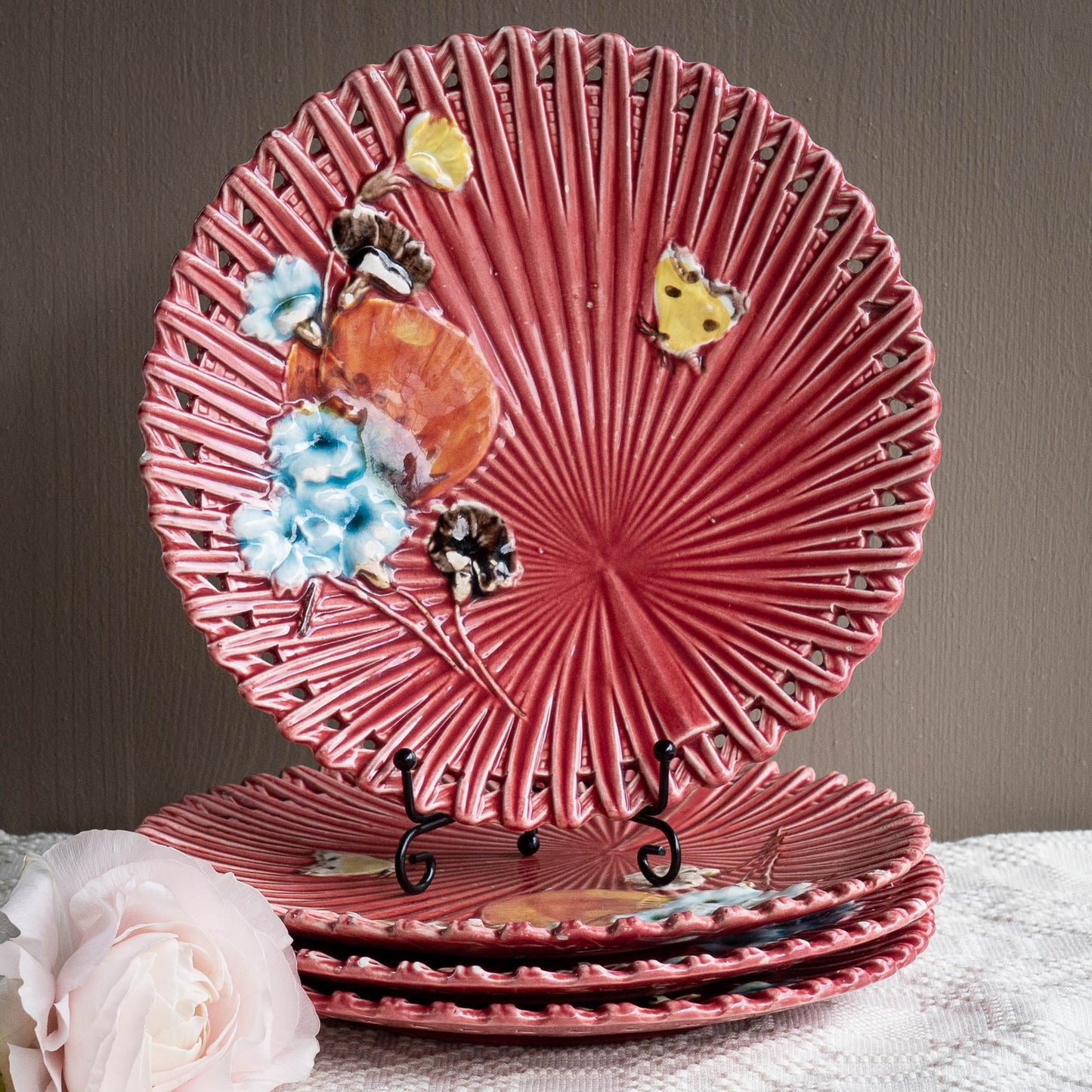 Antique Art Nouveau Pink Majolica Plate - SMF Schramberg - Set of 4 - 1920s - The Vintage Tales