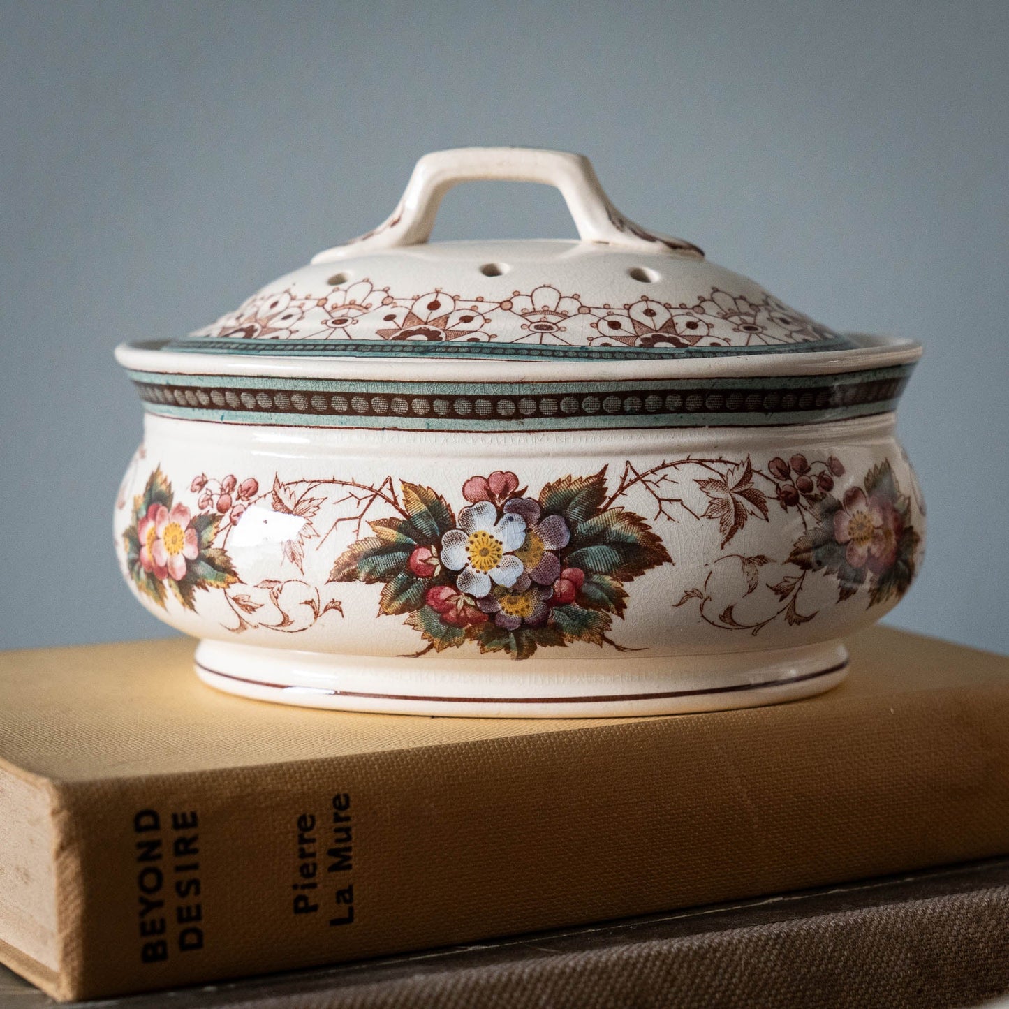 Antique Four - Piece Wash Set - Nelly - Villeroy & Boch - c1890s - The Vintage Tales