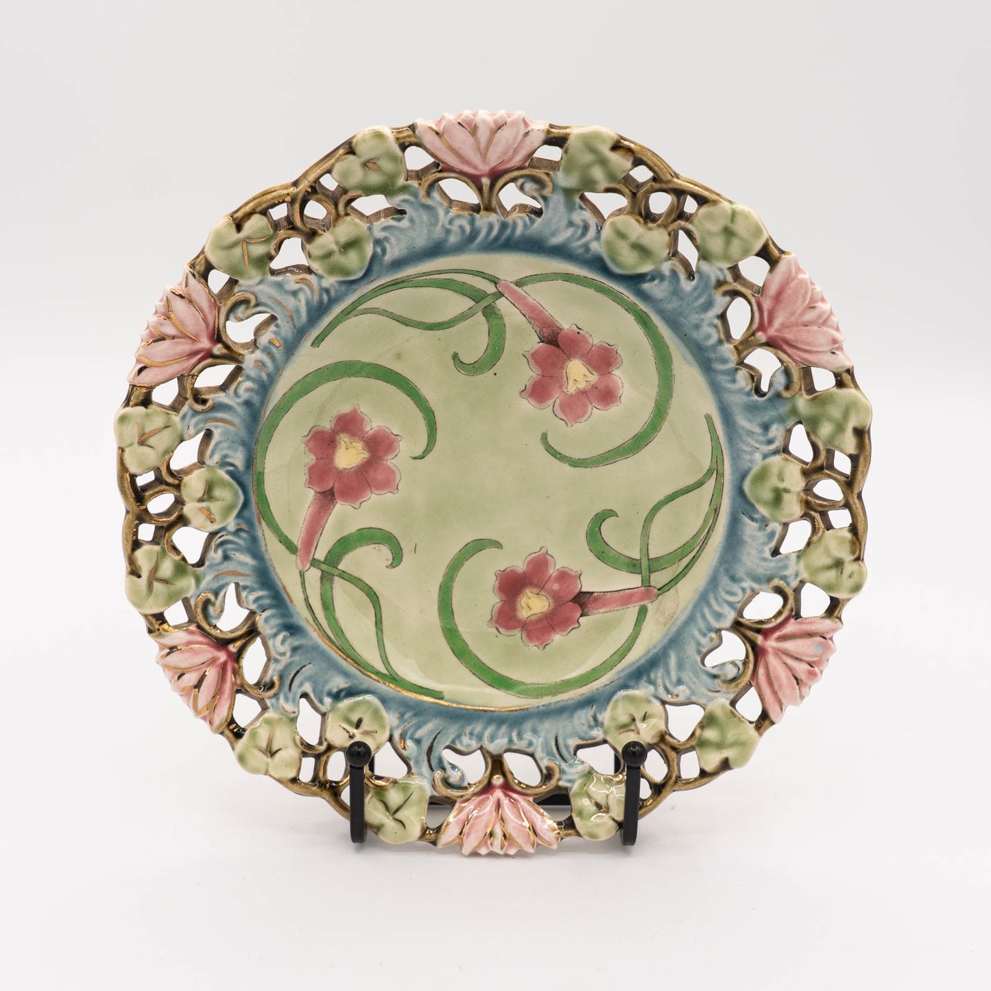 Antique Reticulated Art Nouveau Majolica Plate - RDZ Rudolf Ditmar Znaim - 1890s - The Vintage Tales