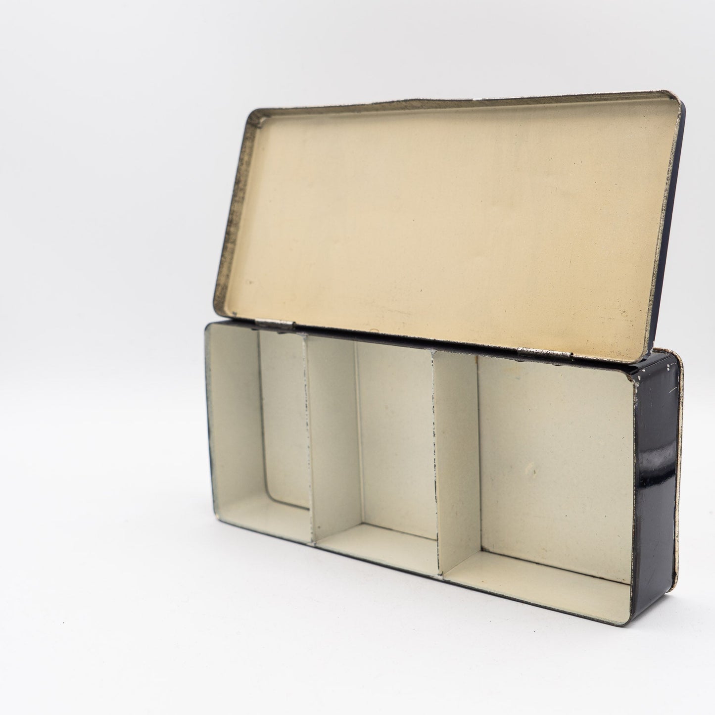 Hansaplast Advertising Tin (Doctor’s Office Pack) – Beiersdorf, Hamburg – c. 1950 - Advertising Tin - The Vintage Tales