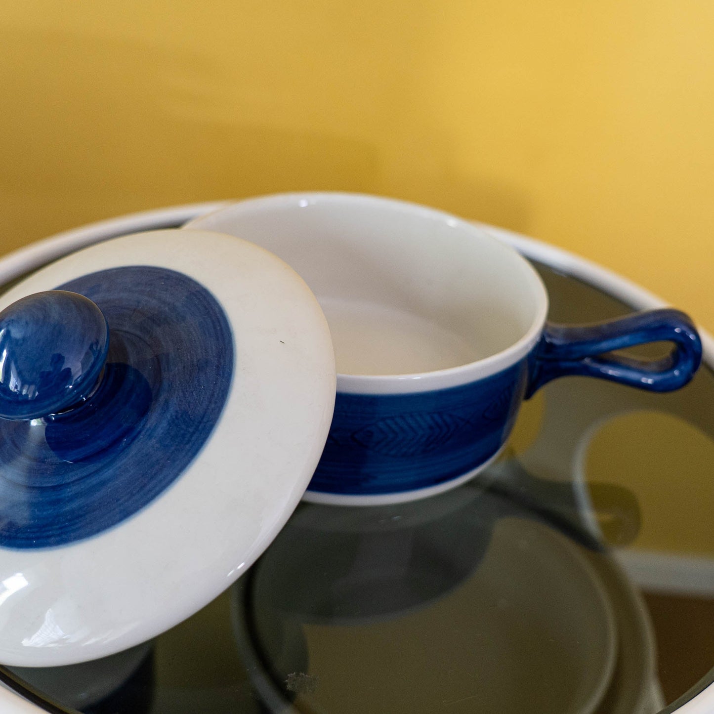 Large Stewing Pot with Looped Handle - Koka Blå - Rörstrand - c1950s - Tureen - The Vintage Tales