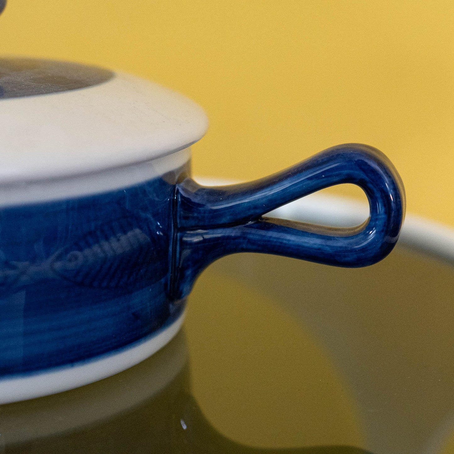 Large Stewing Pot with Looped Handle - Koka Blå - Rörstrand - c1950s - Tureen - The Vintage Tales
