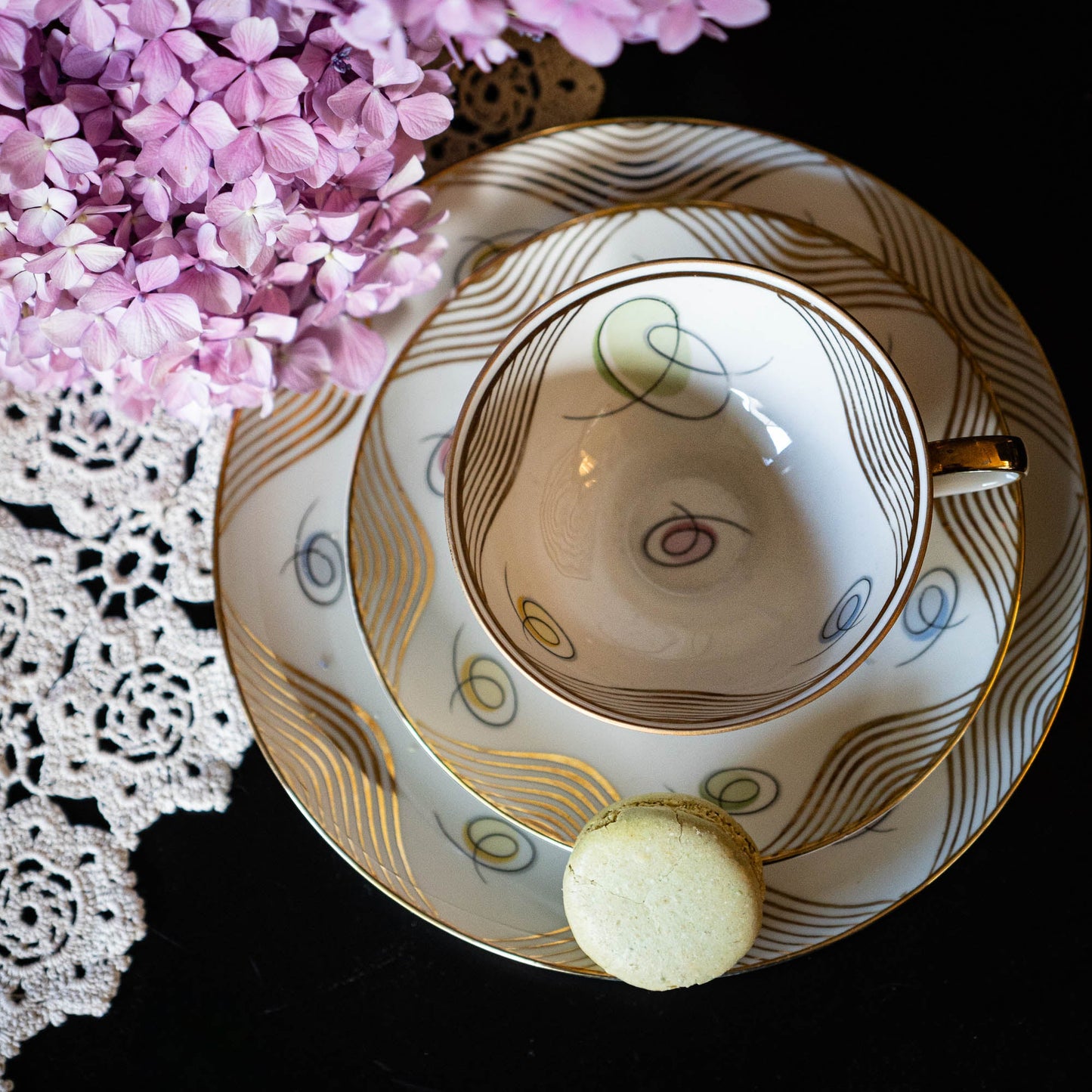 Mid - Century Teacup, Saucer and Plate Set - Winterling Röslau - 1940s - cup - The Vintage Tales