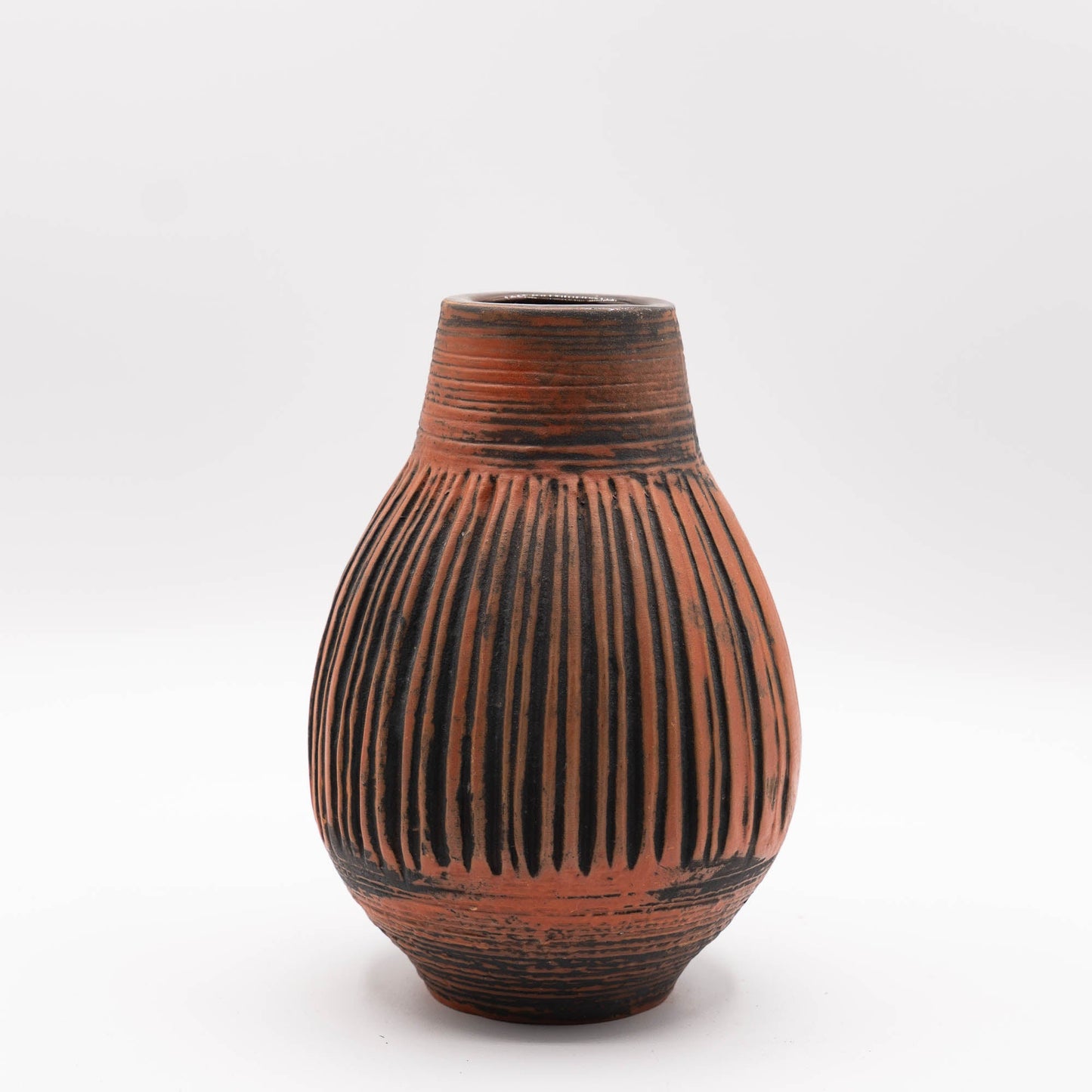 Rare Brutalist Red and Black Vase - 7713 - 20 - Carstens Tönnishof - c1970s - Vase - The Vintage Tales