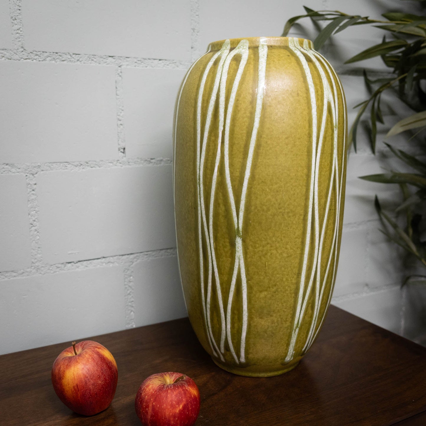 Space Age XL Floor Vase in Green - Form 546 - 42 - Scheurich - c1970s - Floor Vase - The Vintage Tales