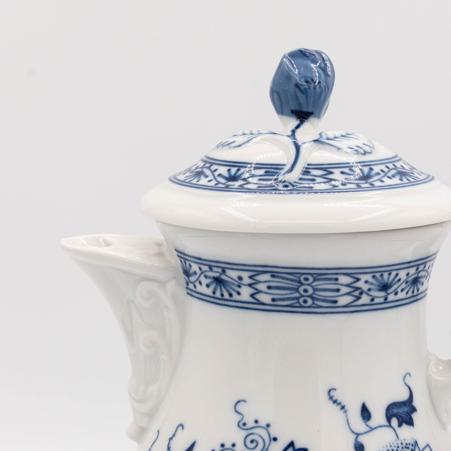 Vintage Coffee Pots - "Blue Onion" - Hutschenreuther - c1970s - Coffee Pot - The Vintage Tales