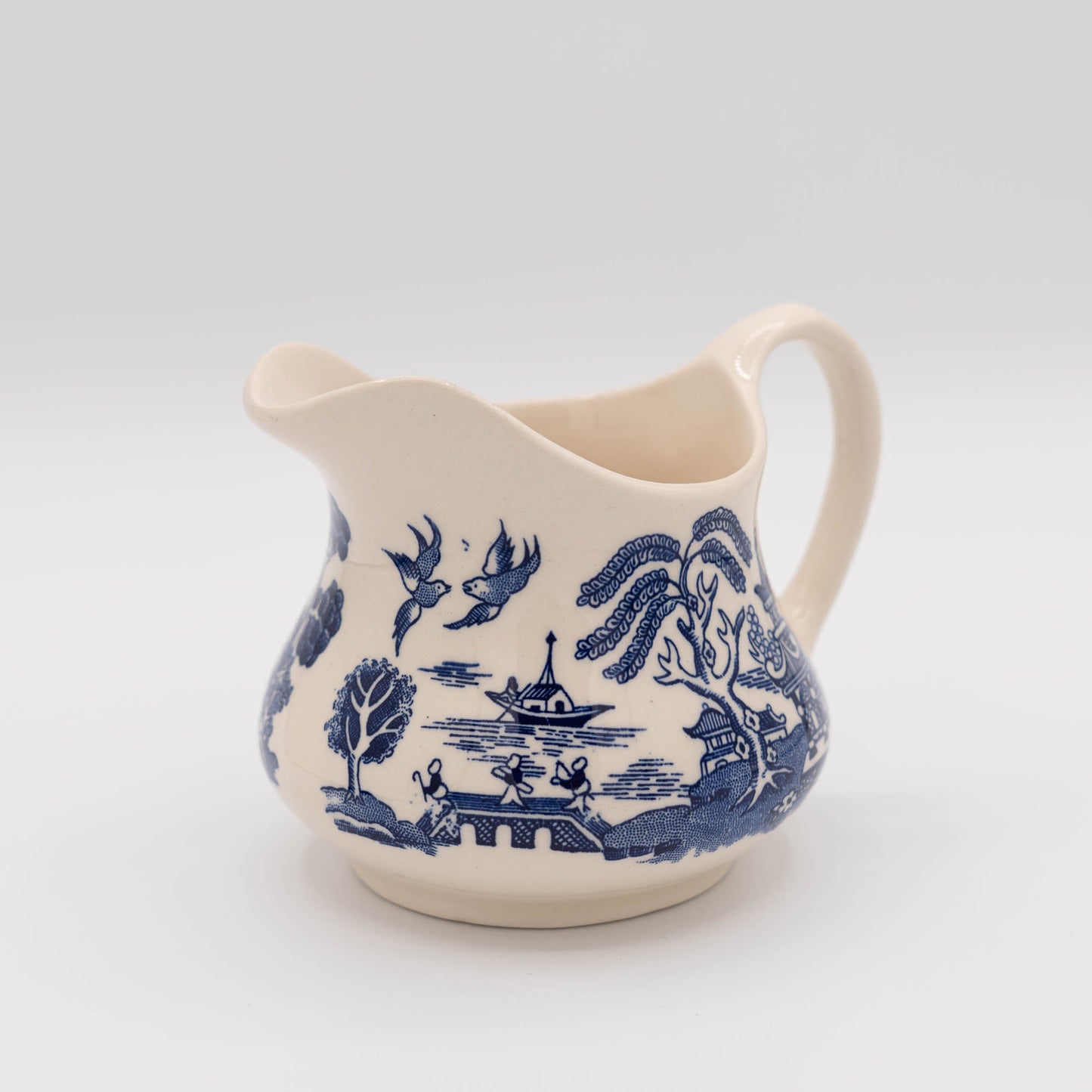 Vintage Old Willow Creamer - English Ironstone Ltd - c1970s - Creamer - The Vintage Tales