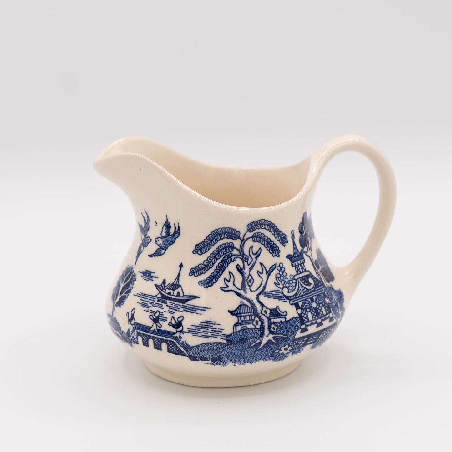 Vintage Old Willow Creamer - English Ironstone Ltd - c1970s - Creamer - The Vintage Tales