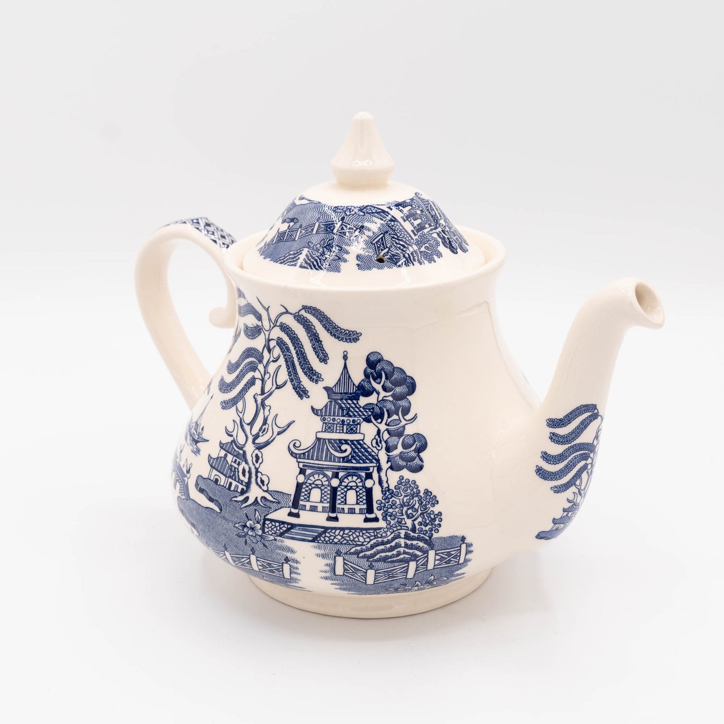 Vintage Old Willow Tea Pot - English Ironstone Ltd - c1970s - Tea Pot - The Vintage Tales
