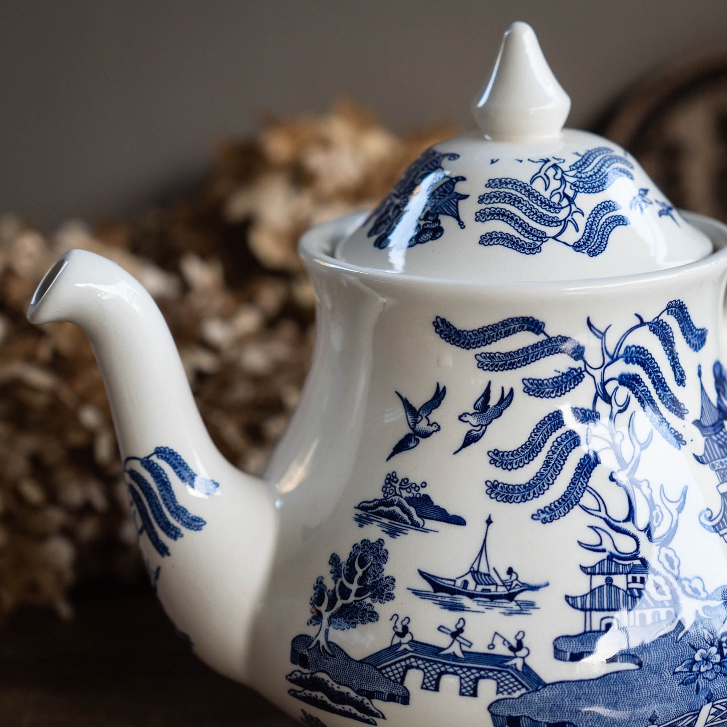 Vintage Old Willow Tea Pot - English Ironstone Ltd - c1970s - Tea Pot - The Vintage Tales