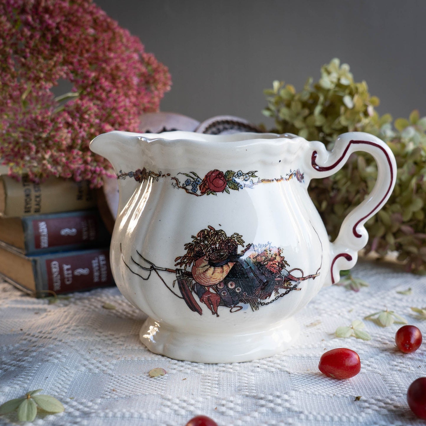 Vintage Sarreguemines Creamer - Obernai - c1940s - Creamer - The Vintage Tales
