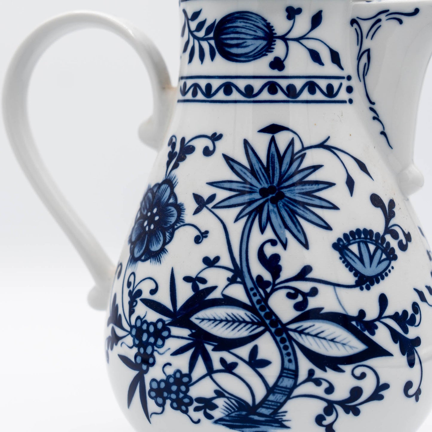 Vintage Zwiebelmuster Coffee Pot - Kahla - c1970s - Coffee Pot - The Vintage Tales