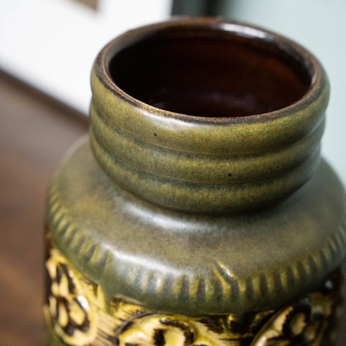 W. German Pottery Vase in Light Brown and Green "Foligno" Decor - Form 289 - 18 - Scheurich - c.1970s - Vase - The Vintage Tales