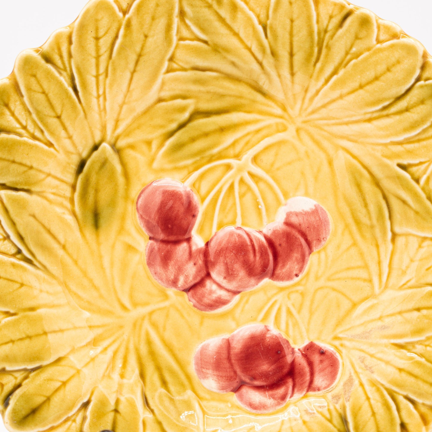 Yellow "Cerise" Majolica Plate - Sarreguemines - 1890s - Cake Plate - The Vintage Tales