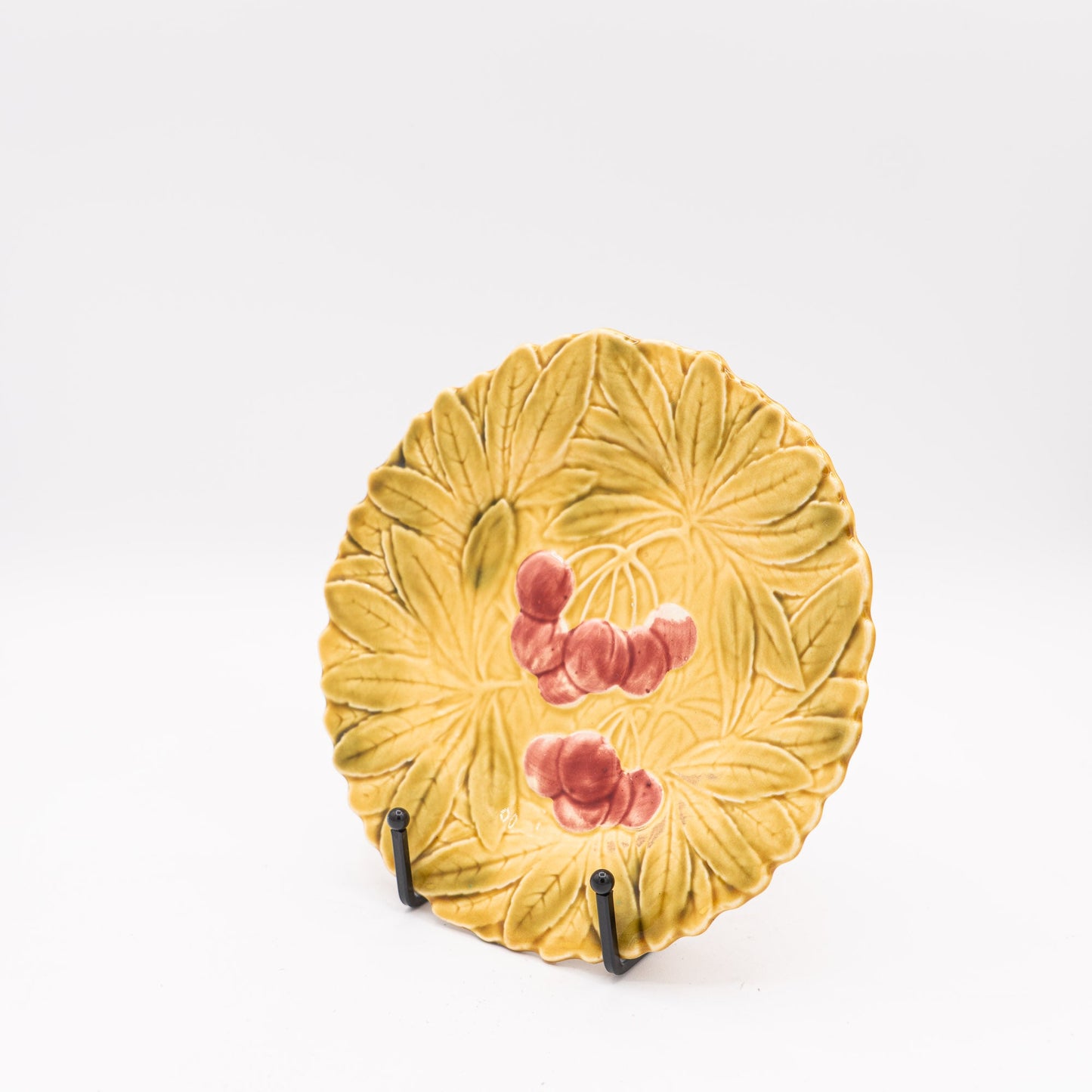Yellow "Cerise" Majolica Plate - Sarreguemines - 1890s - Cake Plate - The Vintage Tales