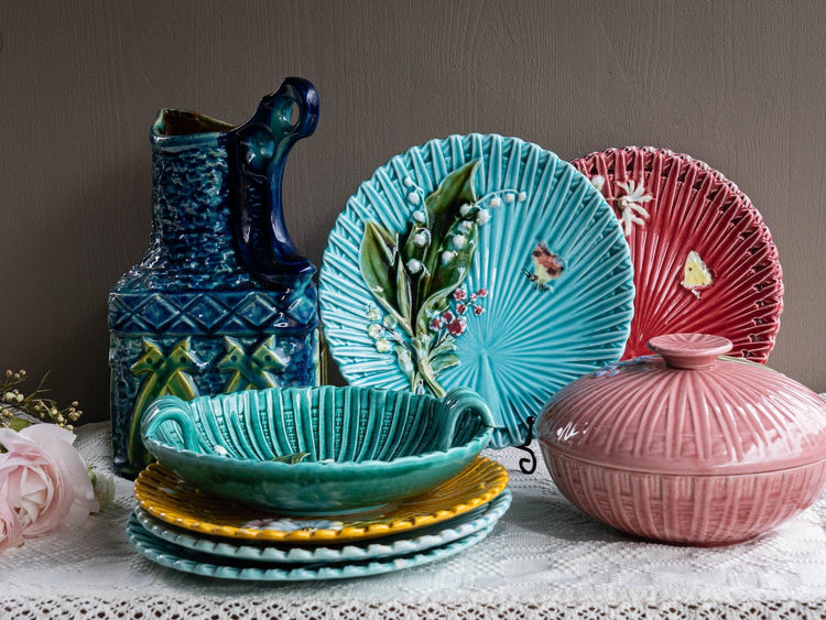 First Dibs 25/09 - The Majolica Collection - The Vintage Tales