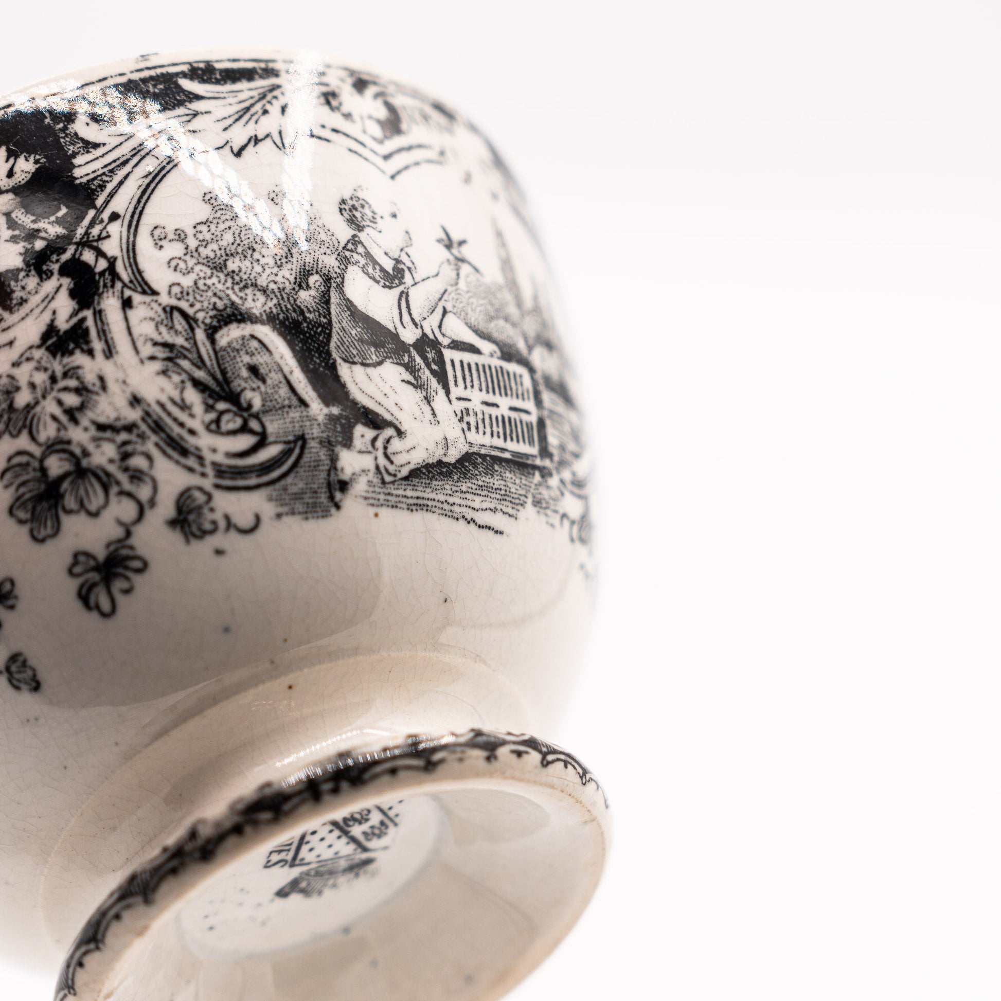 Black & White Café au Lait Bowl - Digoing & Sarreguemines - 1900s - Cake Plate - The Vintage Tales
