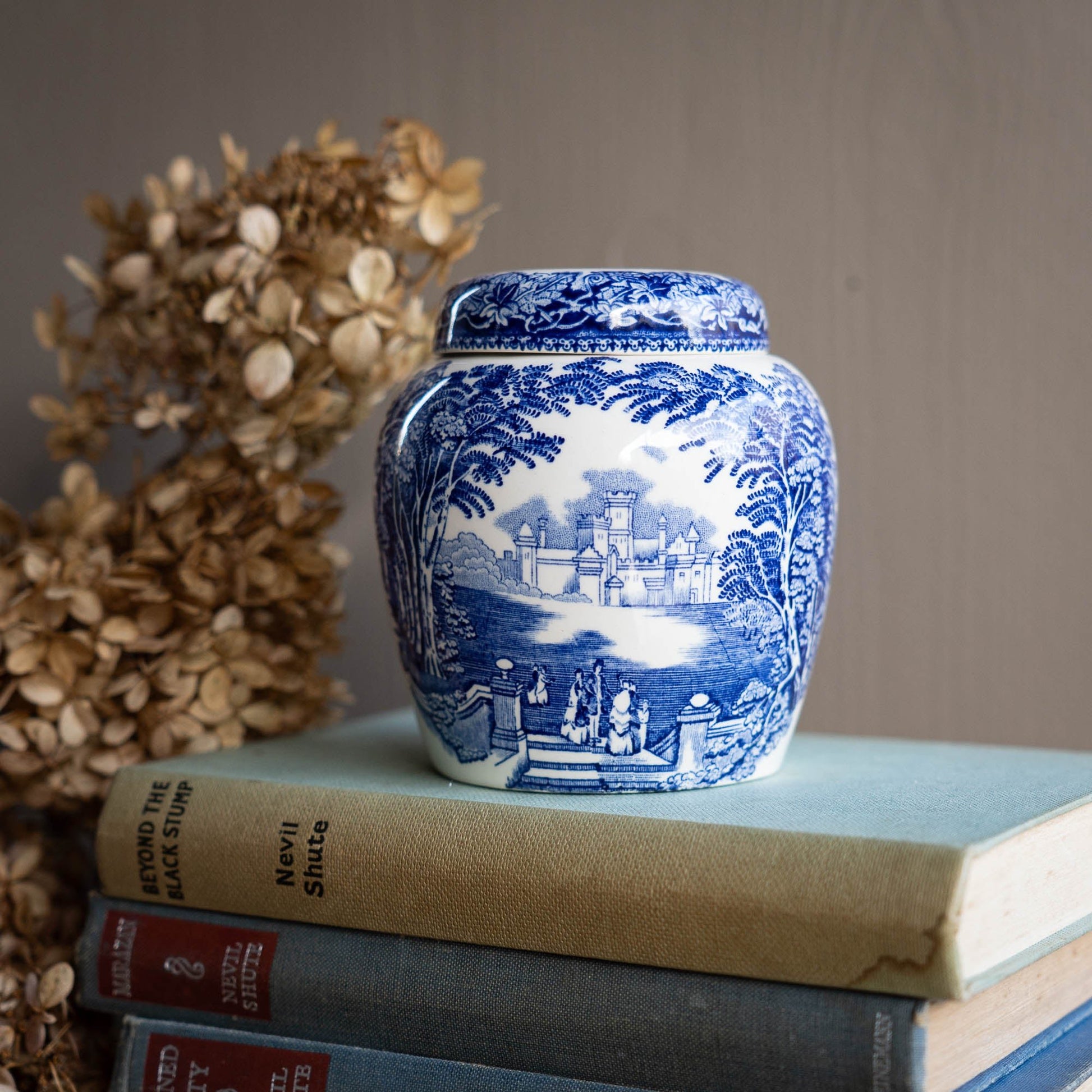Elegant Tea & Ginger Jar - Vista - Mason's - c1940s - Tea&GingerJars - The Vintage Tales