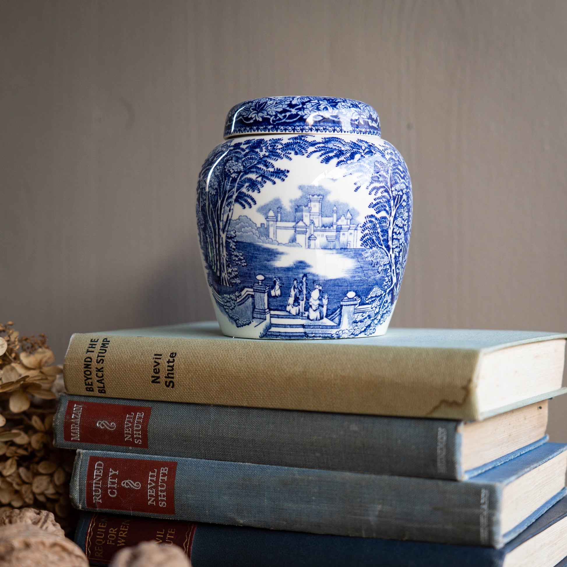 Elegant Tea & Ginger Jar - Vista - Mason's - c1940s - Tea&GingerJars - The Vintage Tales