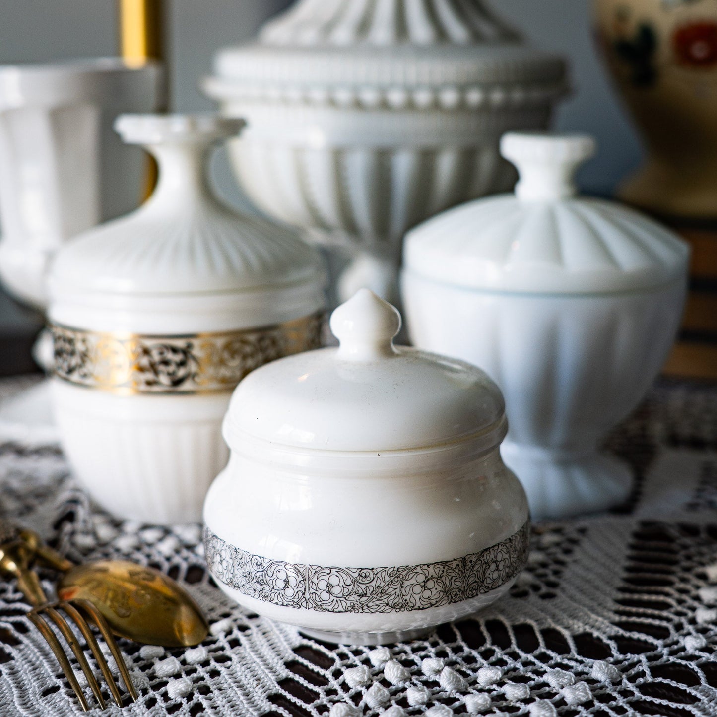 French Opaline Lidded Trinket Jar – Art - Nouveau Scroll Band – 1900s - Candy - The Vintage Tales