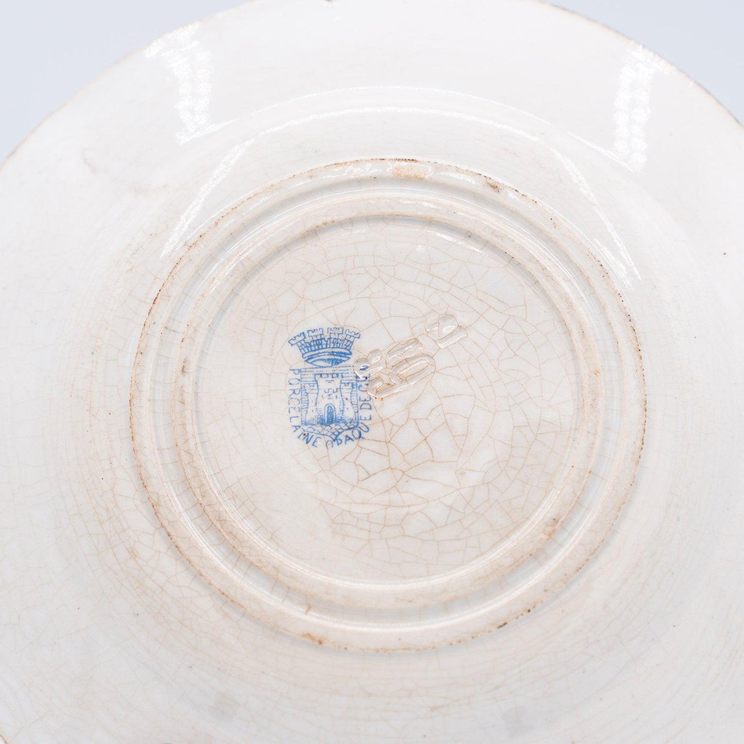 “Histoire de Jeanne d’Arc” - Set of 4 Transferware Plates - Gien - France, c.1880 - Cake Plate - The Vintage Tales