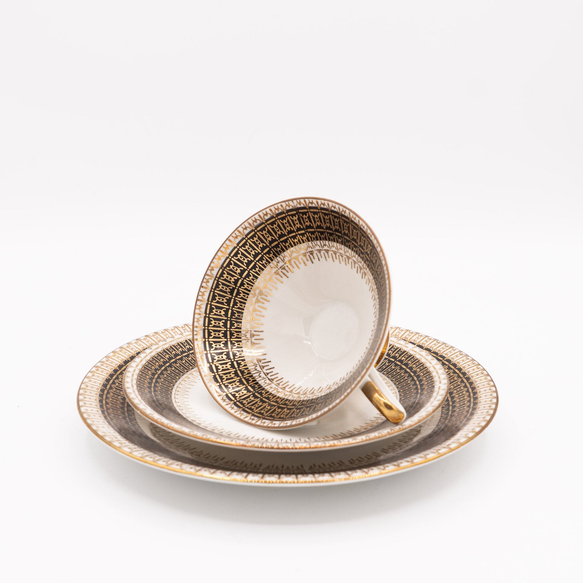 Mid - Century Teacup, Saucer and Plate Set - Black & Gold - Winterling Röslau - 1950s - cup - The Vintage Tales