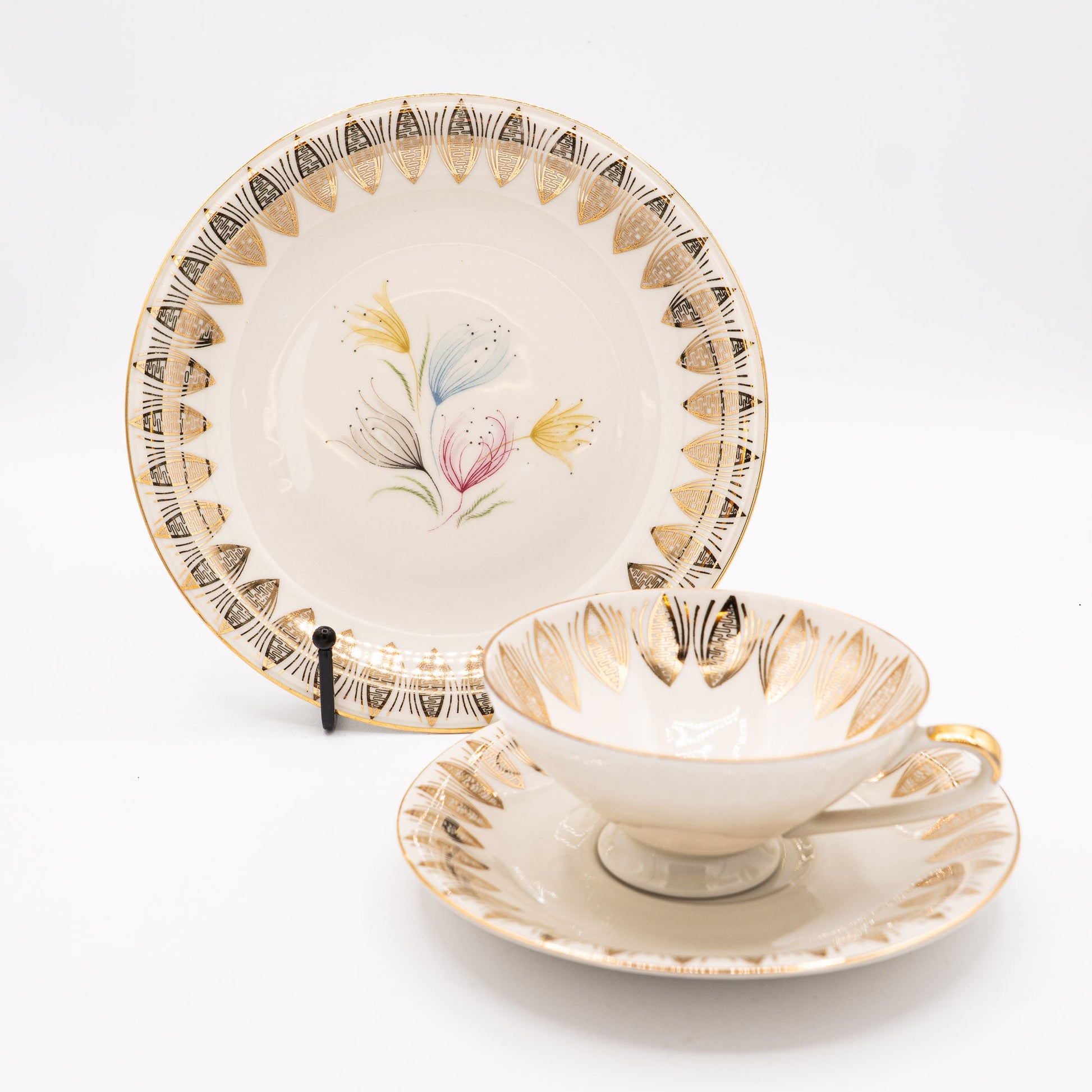 Mid - Century Teacup, Saucer and Plate Set - Gold & Florals - Winterling Röslau - 1950s - cup - The Vintage Tales