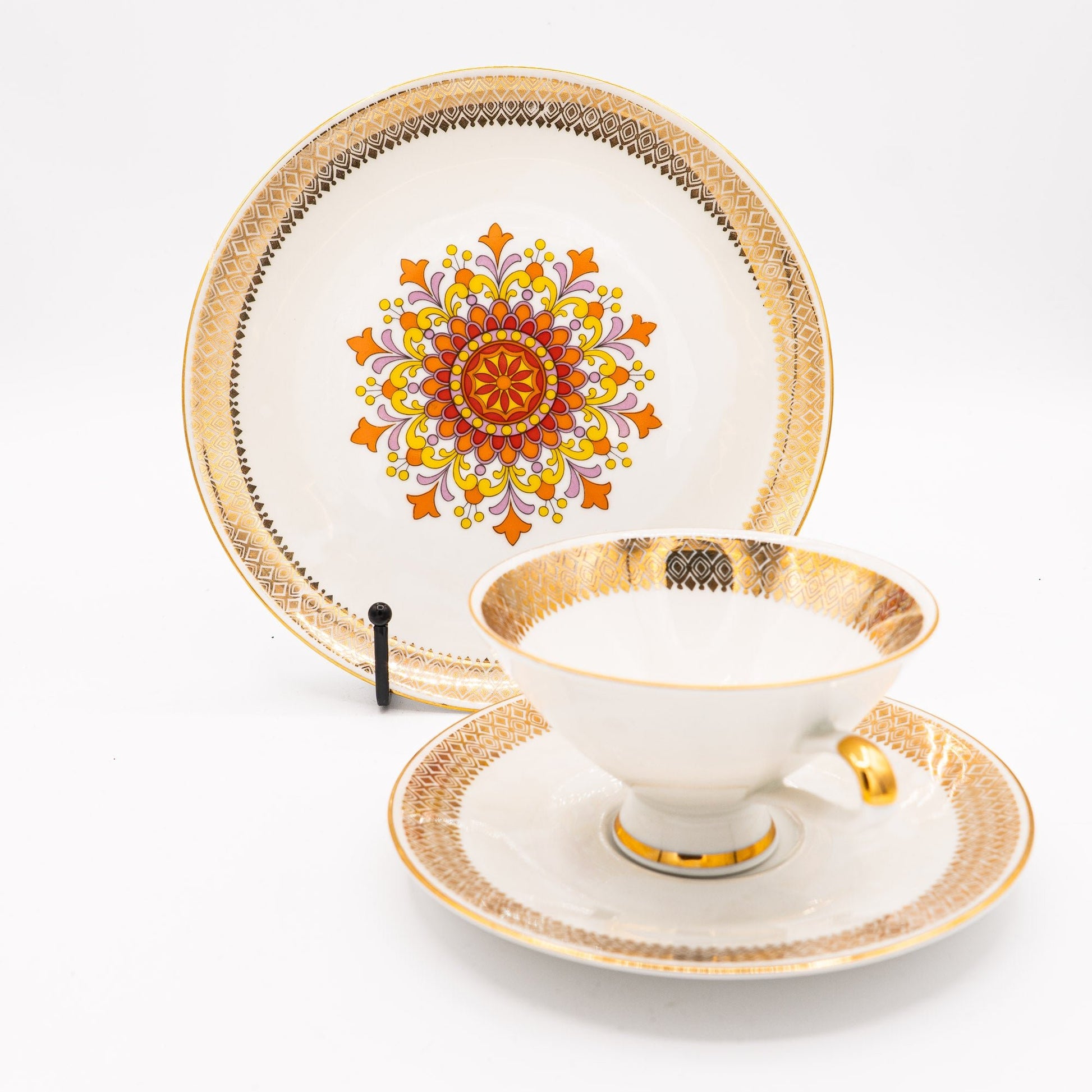 Mid - Century Teacup, Saucer and Plate Set - Orange Mandala - Winterling Röslau - 1950s - cup - The Vintage Tales