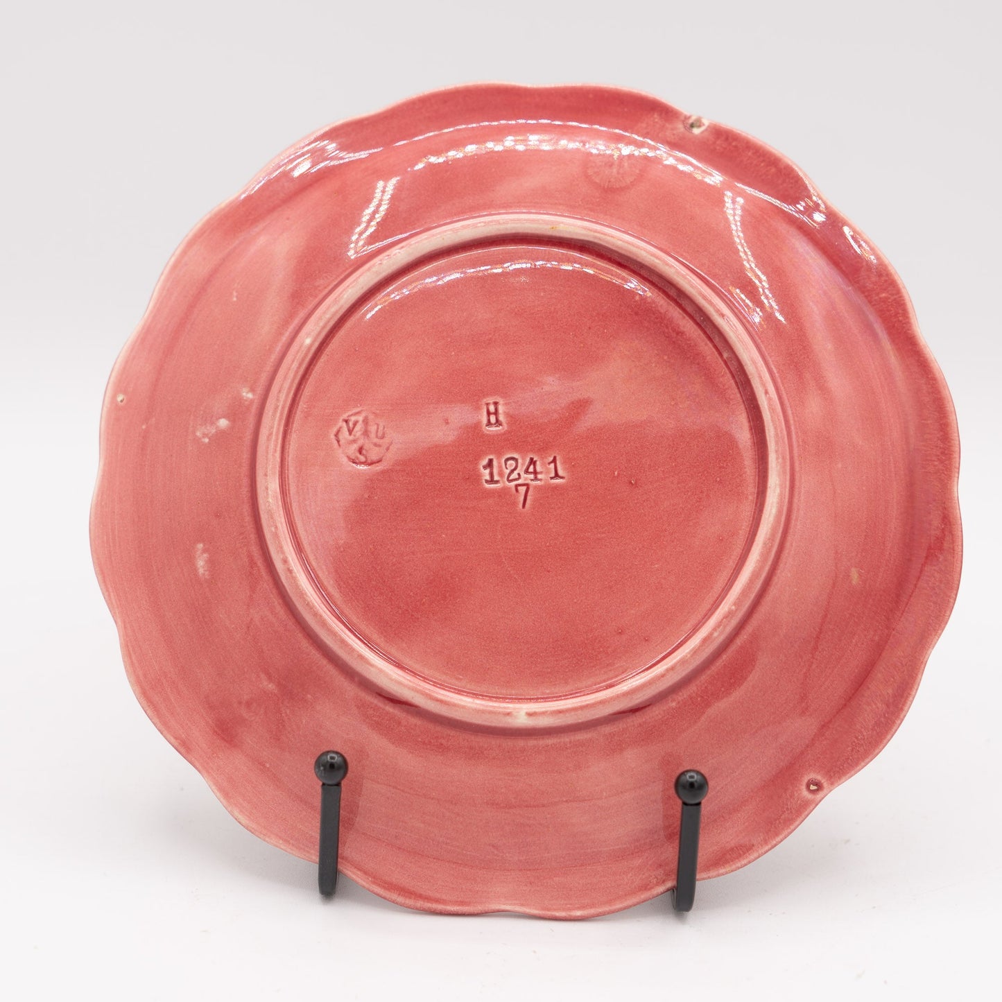 Pink Elderberry Majolica Plate - Villeroy & Boch Schramberg - 1900s - Accents & Collectibles - The Vintage Tales