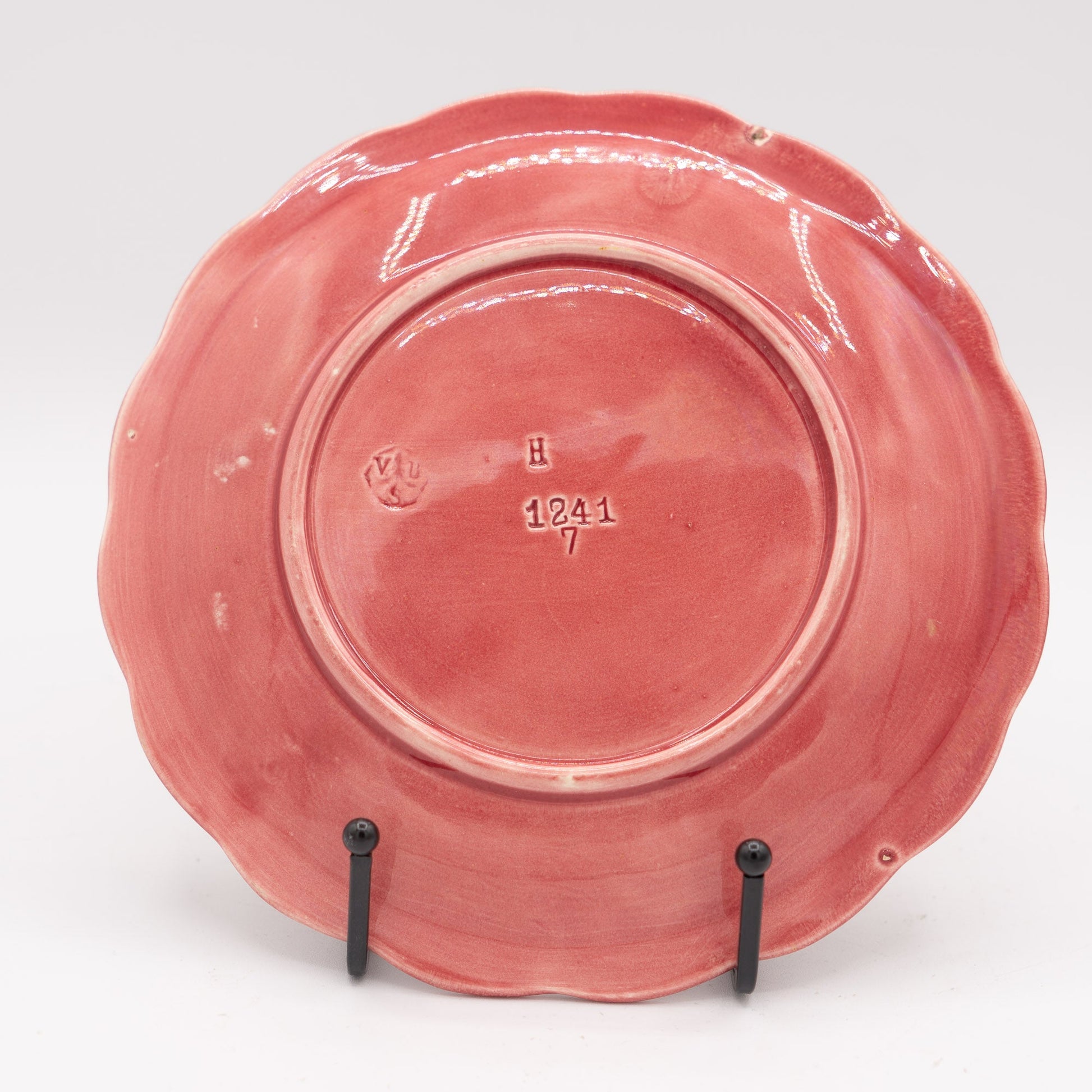 Pink Elderberry Majolica Plate - Villeroy & Boch Schramberg - 1900s - Accents & Collectibles - The Vintage Tales