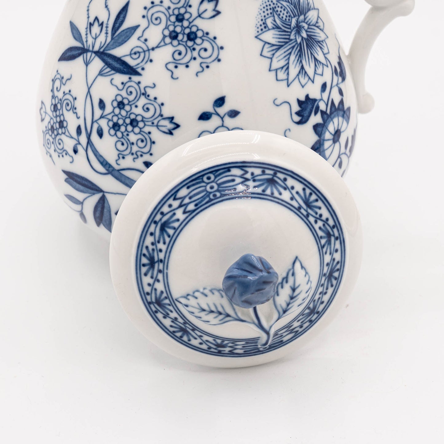 Vintage Coffee Pots - "Blue Onion" - Hutschenreuther - c1970s - Coffee Pot - The Vintage Tales