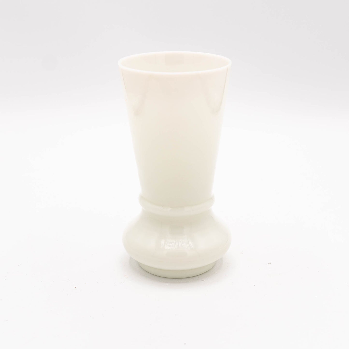 Vintage French Art Deco Opaline Vase - 1920s - The Vintage Tales