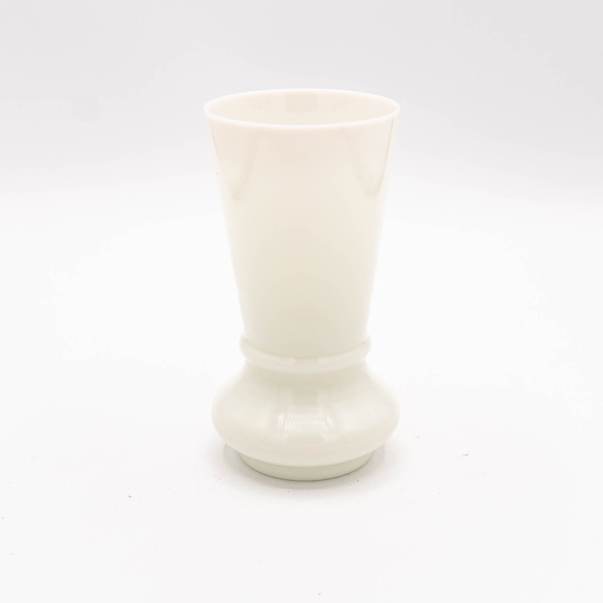 Vintage French Art Deco Opaline Vase - 1920s - The Vintage Tales