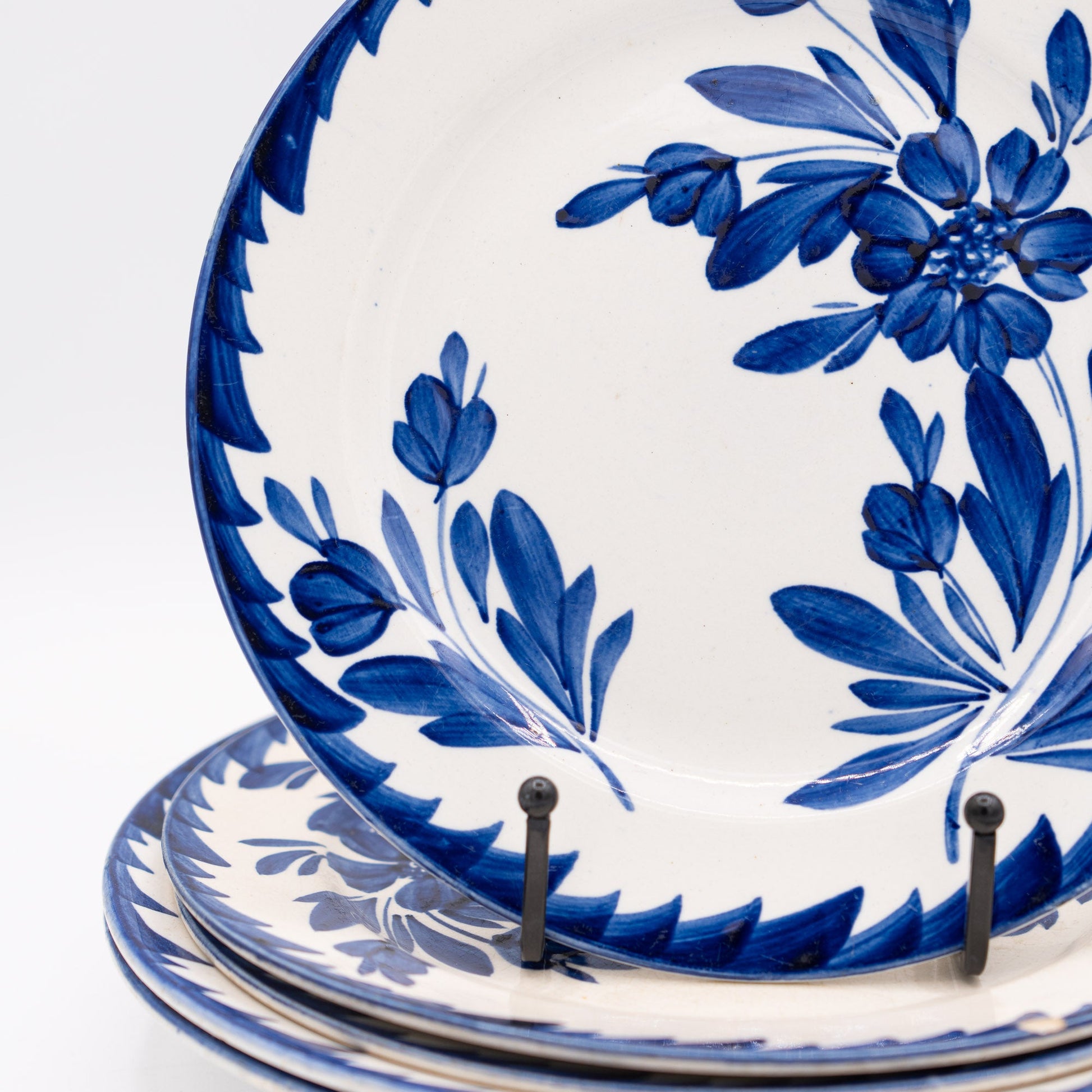 “Yette” Blue & White Plates - Set of 5 - Sarreguemines - 1930s–40s - Cake Plate - The Vintage Tales